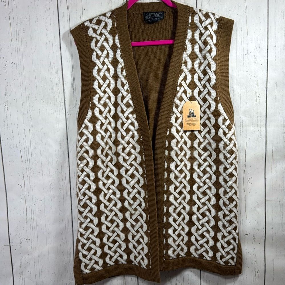 Alpaca Fina Wool 100% Tan Geometric Open Front Womens Peruvian Sweater Vest Cozy